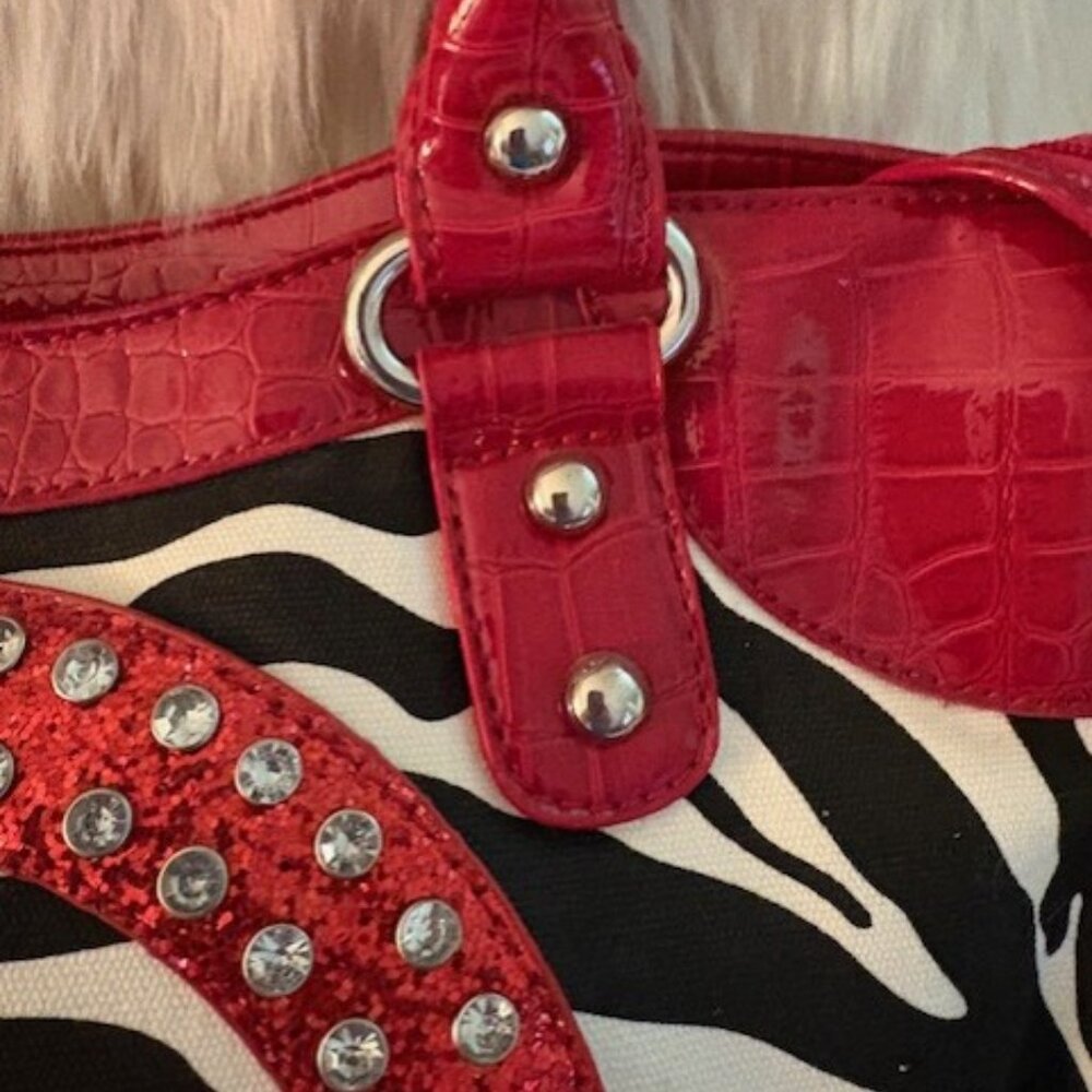 ZEBRA PEACE SIGN HANDBAG - Picture 3 of 9